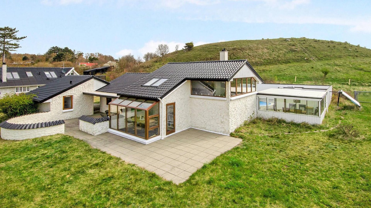 Knebel House | Lovely home in Knebel