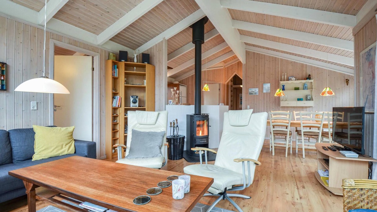Knebel House | Lovely home in Knebel with sauna