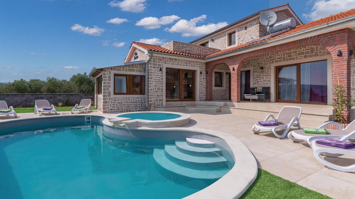 Skrbcici House | Lovely home in Krk with kitchen