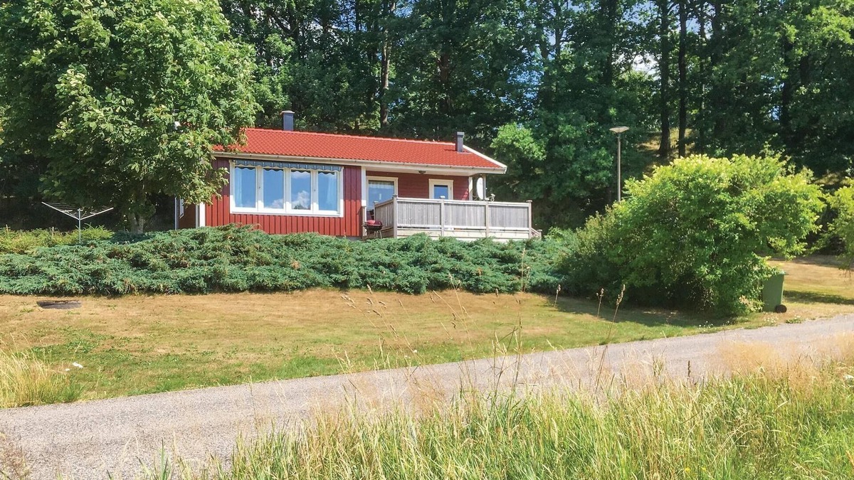 Kungsater House | Lovely home in Kungsäter with kitchen