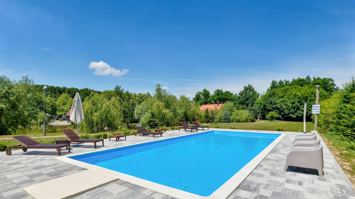 Mala Ludina House | Lovely home in Mala Ludina with sauna