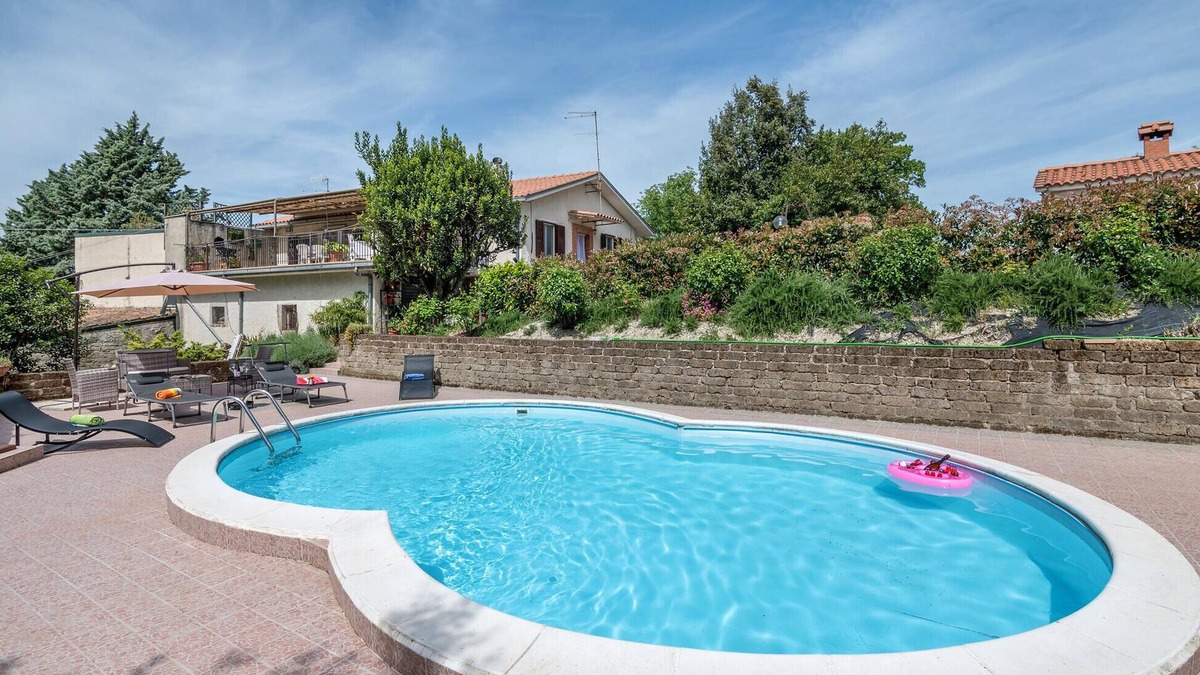 Montasola House | Lovely home in Montasola with Wi-Fi