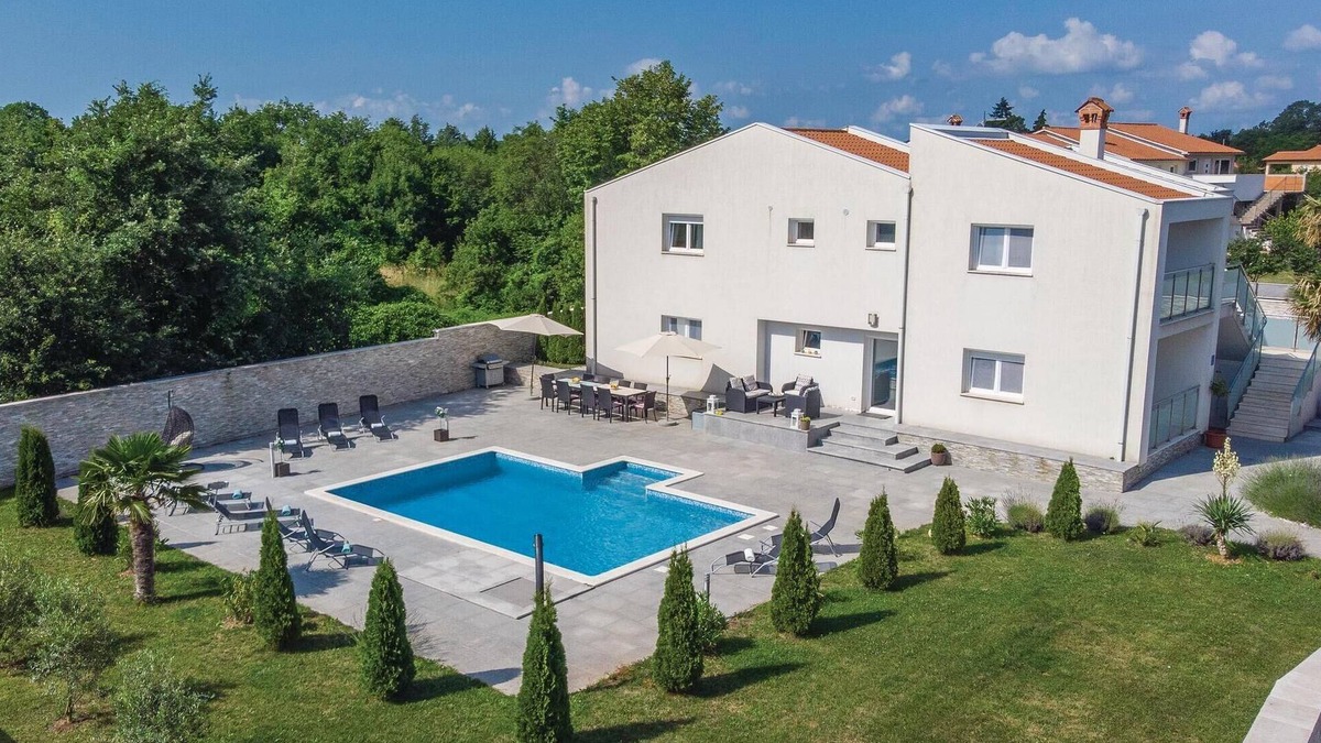 Nedescina House | Lovely home in Nedescina with WiFi