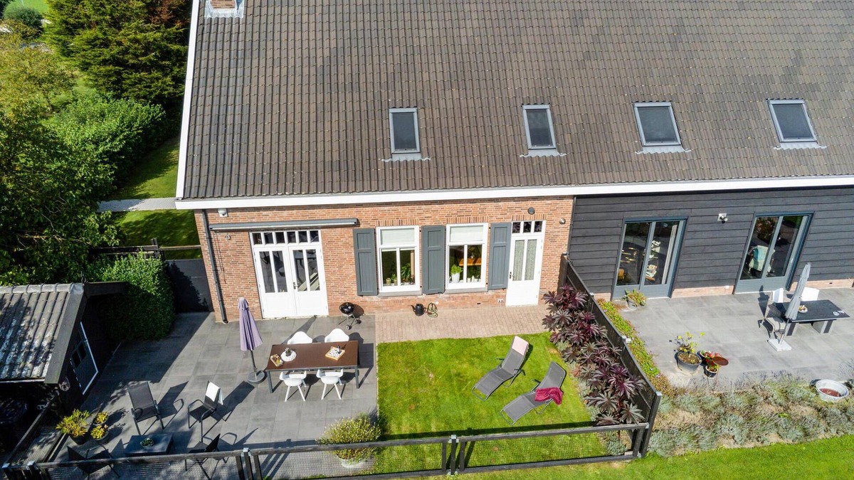 Municipality of Borsele House | Lovely home in Ovezande with sauna