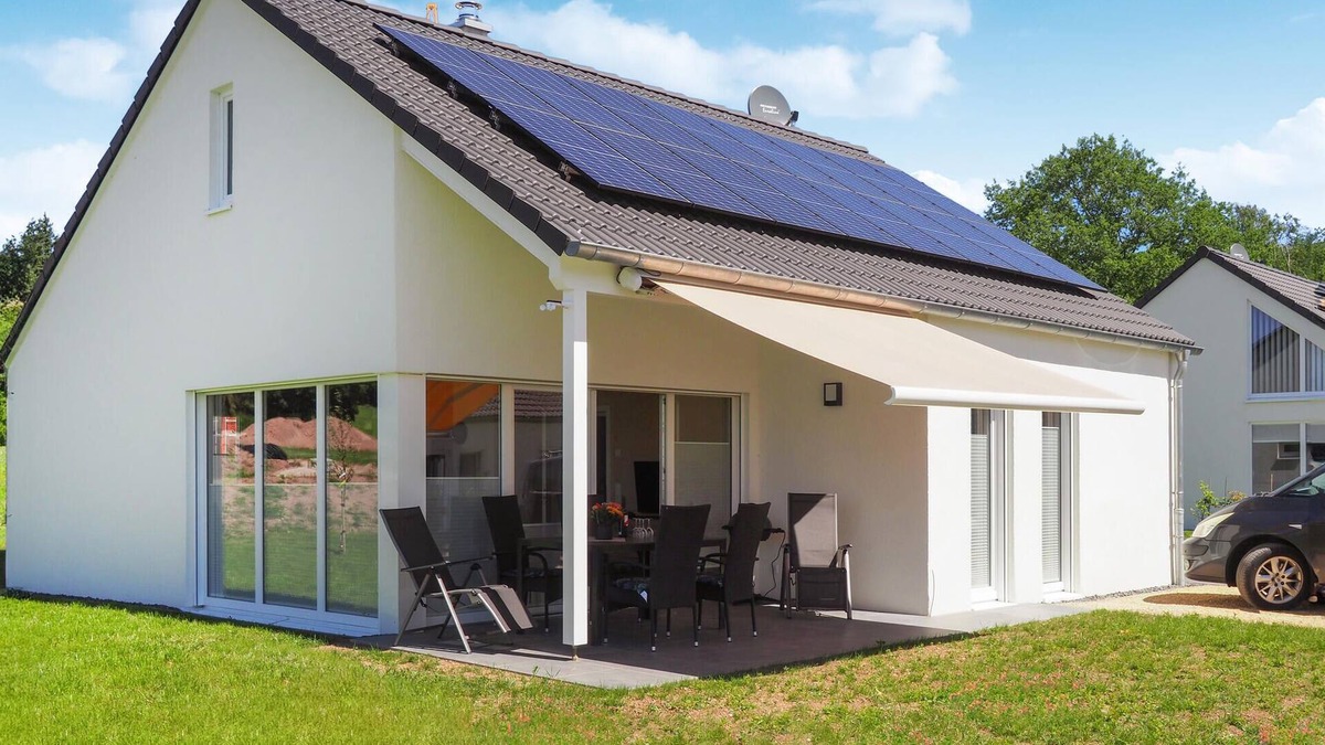 Pruem House | Lovely home in Prüm with sauna