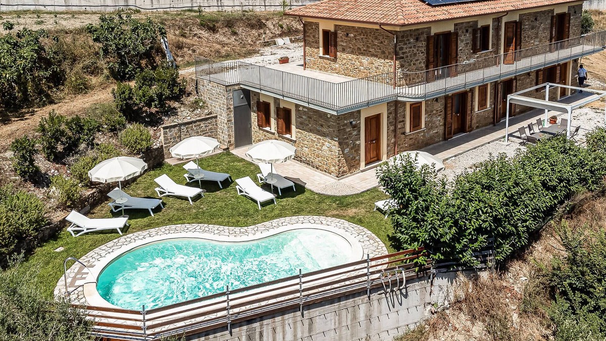 Rutino House | Lovely home in Rutino with kitchen