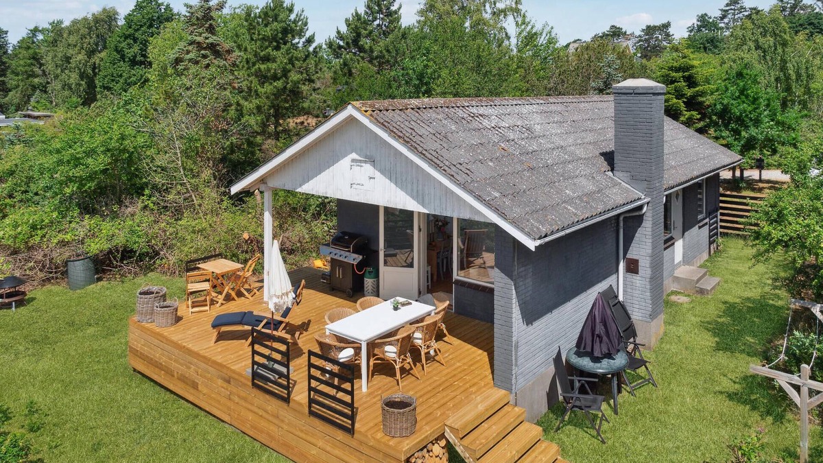 Samsø House | Lovely home in Samsø with kitchen