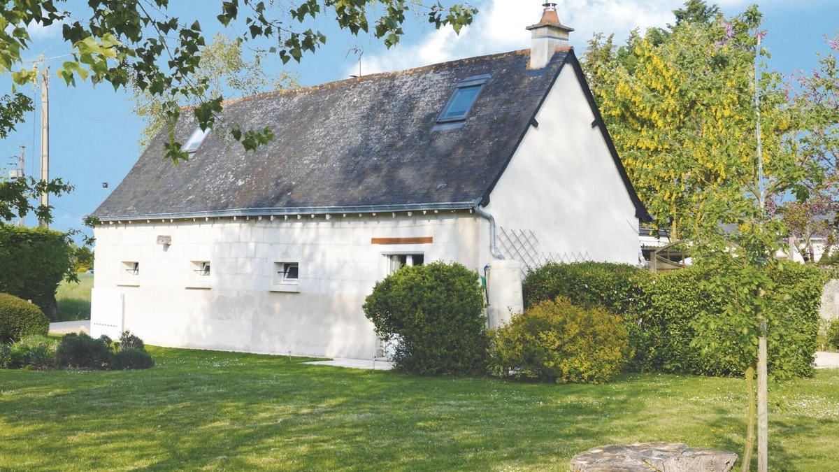 Saint-Lambert-des-Levees House | Lovely home in Saumur with WiFi
