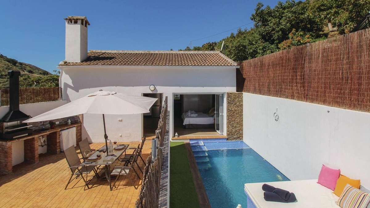Arenas House | Lovely home in Sayalonga