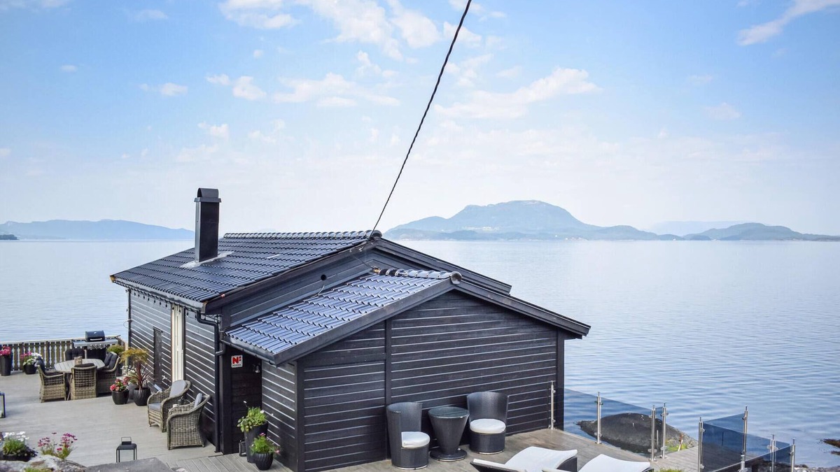 Etne House | Lovely home in Skånevik