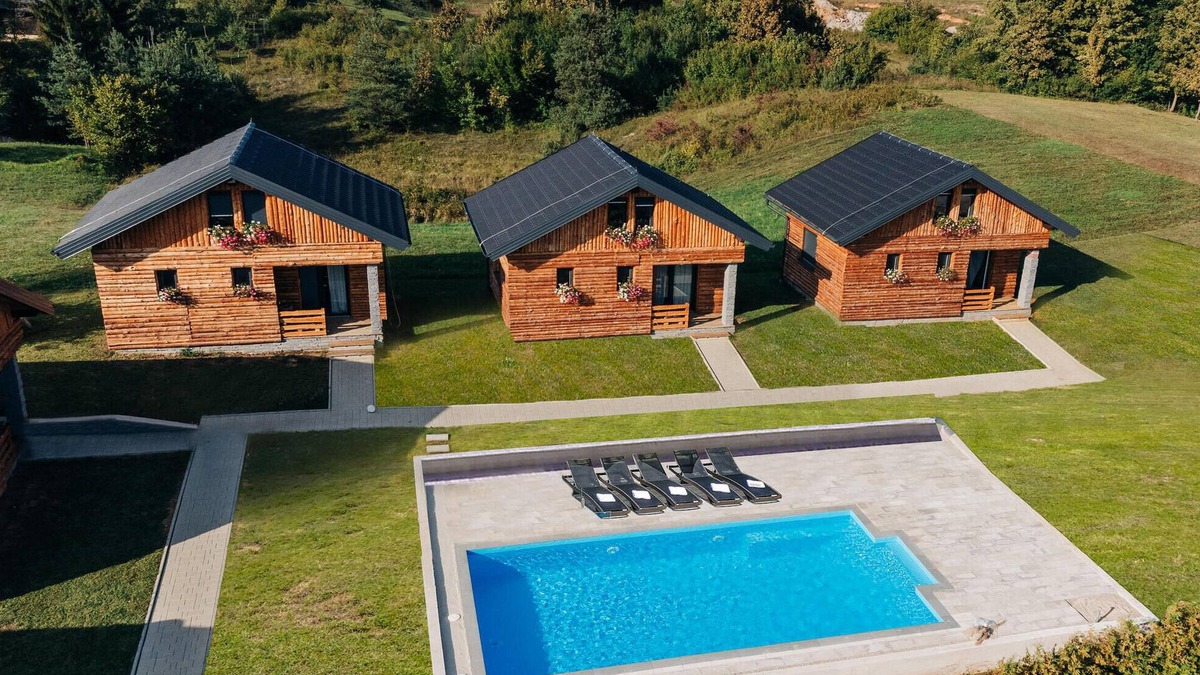 Slunj House | Lovely home in Slunj with WiFi