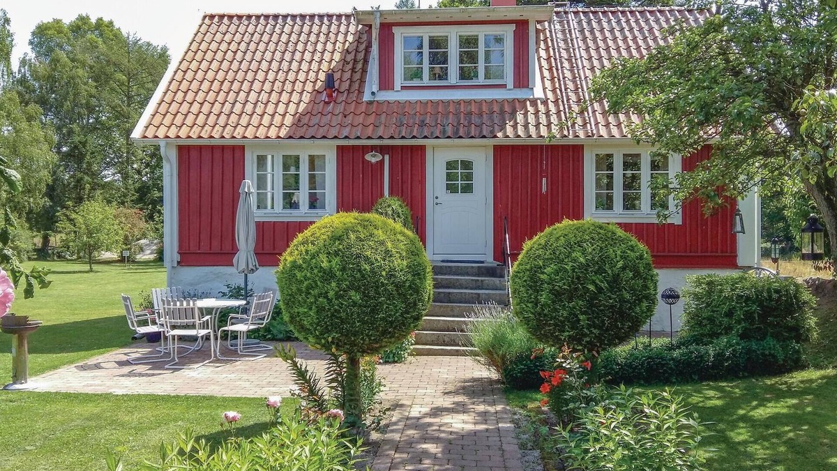 Solvesborg House | Lovely home in Sölvesborg with WiFi