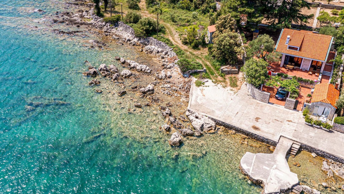 Broce House | Lovely home in Ston with WiFi