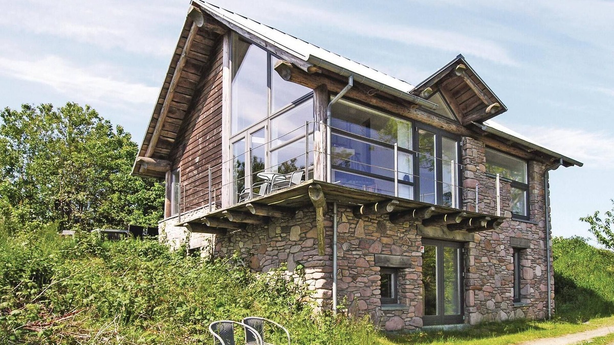 Listed House | Lovely home in Svaneke