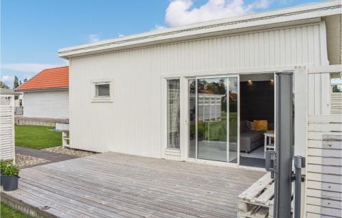 Tomelilla House | Lovely Home In Tomelilla With Kitchen