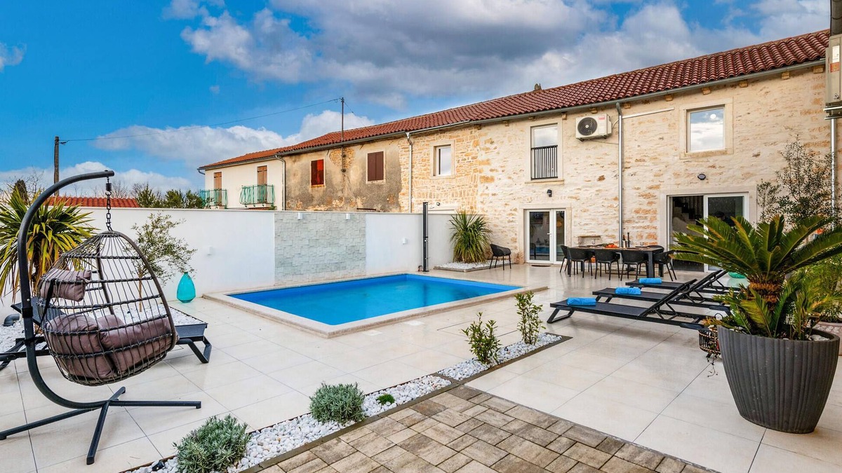 Prkacini House | Lovely home in Vidulini with kitchen