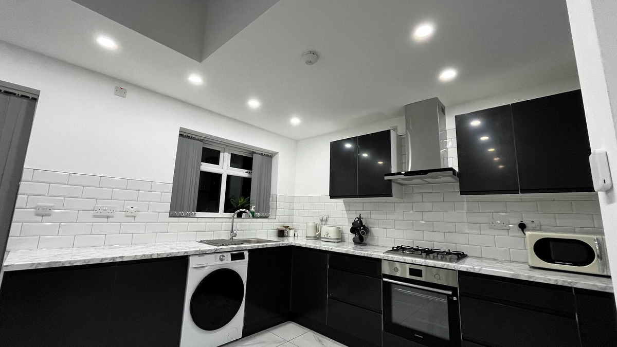 Sheldon House | Lovely home near BHX, NEC