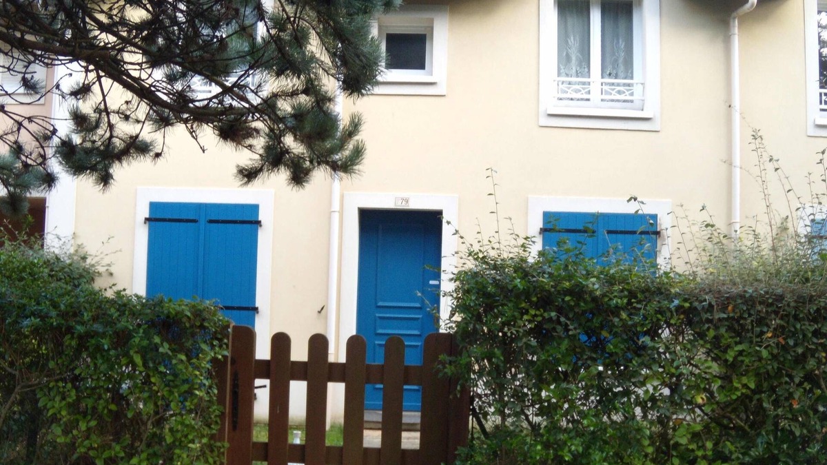 Cabourg Cottage | Lovely house close to the beach and all amenities.