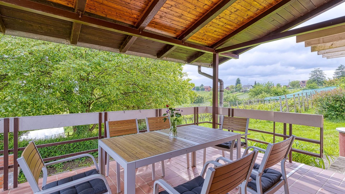 Zagreb County House | Lovely House Near Zagreb With Terrace, Graberje Ivanićko, Croatia