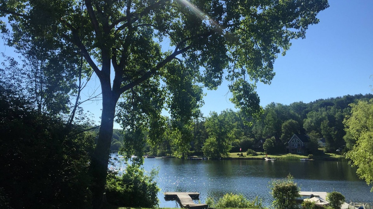 Tyringham House | Lovely Lakefront Cottage, Peaceful Setting, Hiking And More