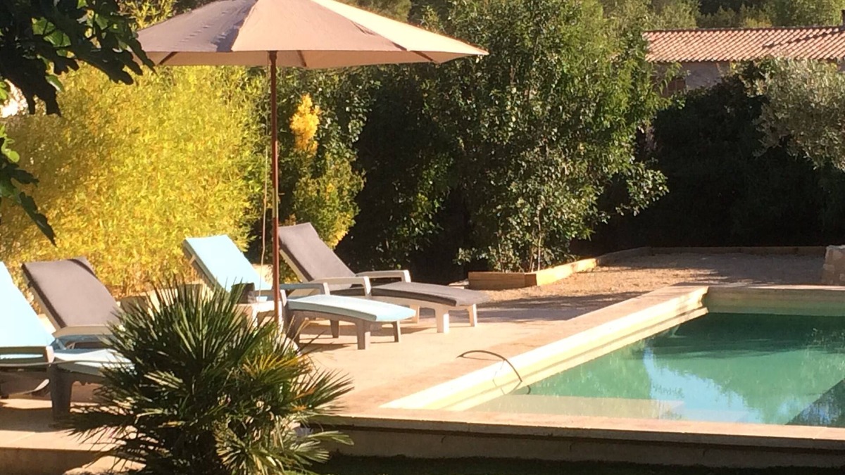 Lourmarin House | LOVELY LITTLE PROVENCAL BASTIDON WITH PRIVATE POOL AND GARDEN IN LOURMARI