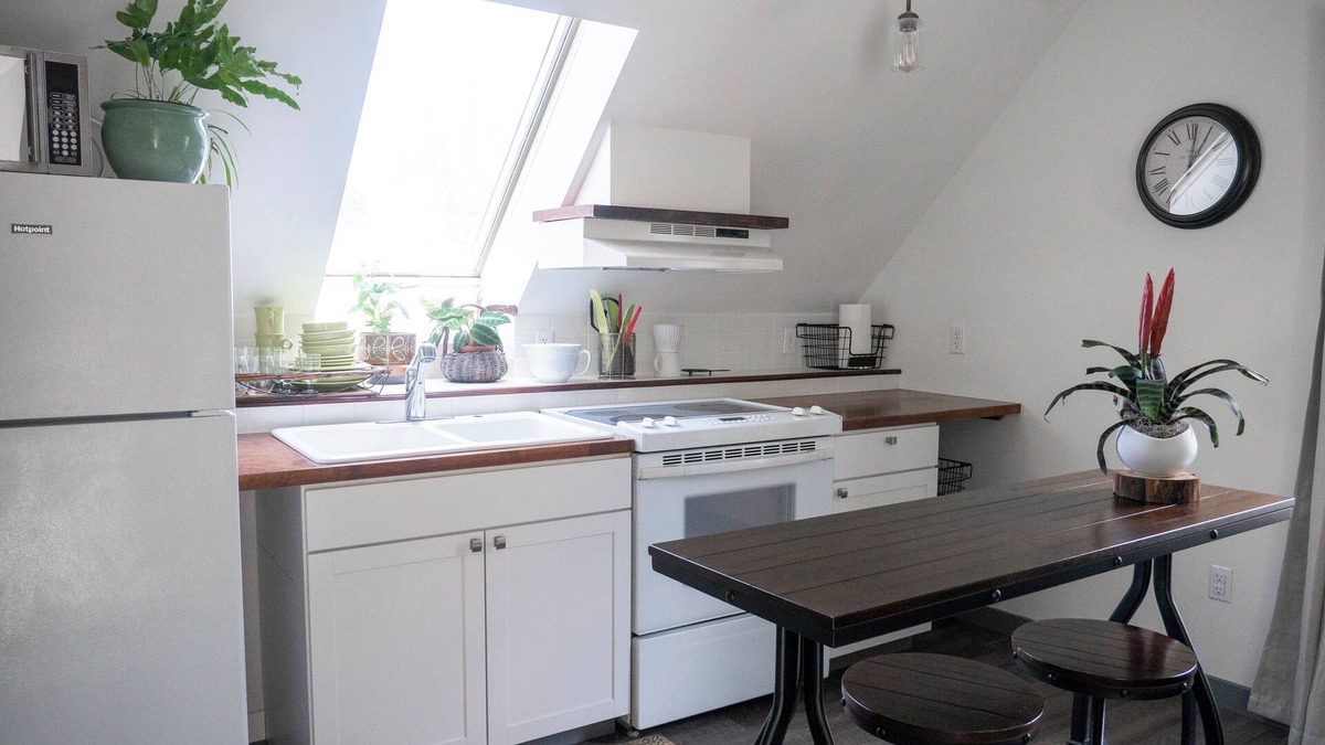 Sherwood - Tualatin South Apartment | Lovely loft apartment