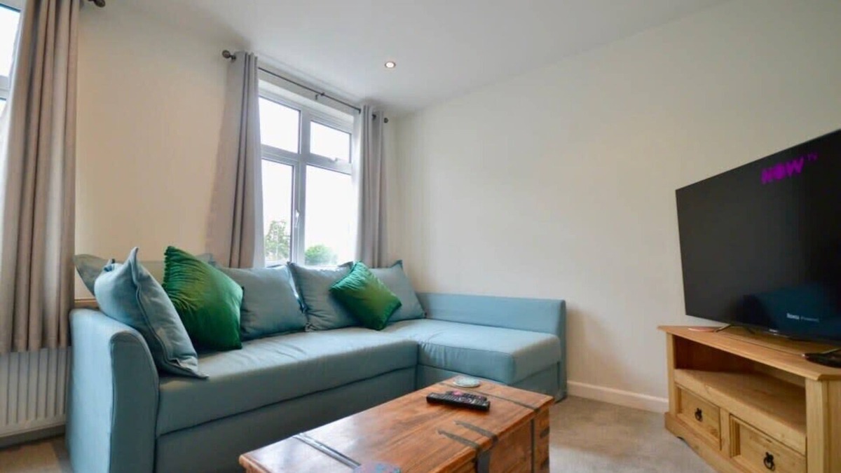 Filton Apartment | Lovely Modern 1 Bedroom Flat