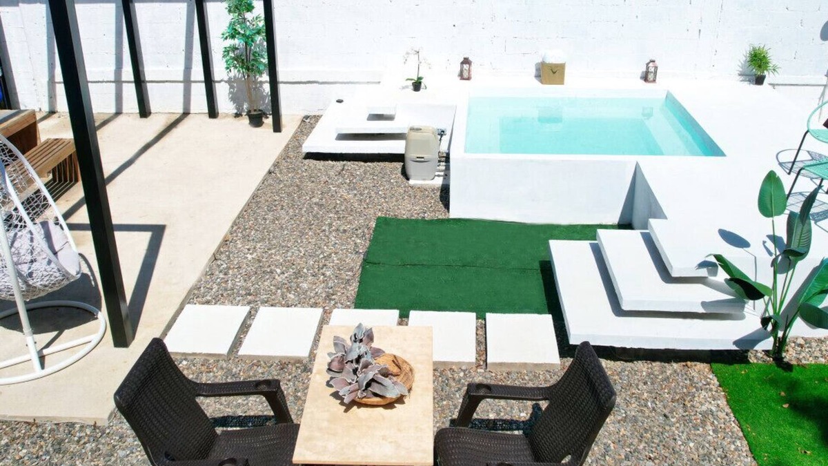 Puerto Cortes House | Lovely Modern Home - 5 to 10 Minutes from Beaches