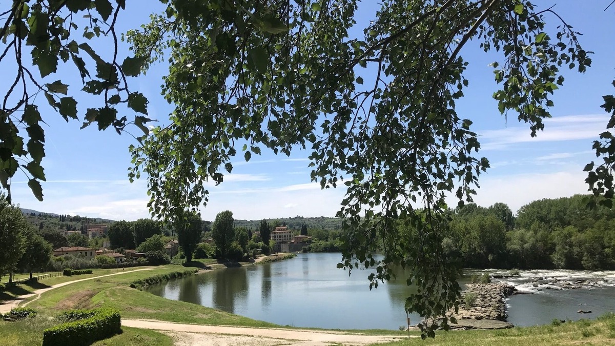 San Jacopo Al Girone Apartment | Lovely new cheaper flat located in Florence with free parking