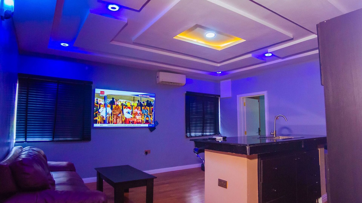 Maitama Apartment | Lovely one-bed fully-fitted condo located in d heart of Maitama, Abuja, Nigeria!