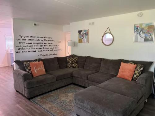 Merrillville House | Lovely One Bedroom Apartment