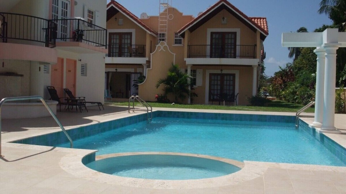 Blue Waters Apartment | Lovely one bedroom ground floor apartment with swimming pool and gardens