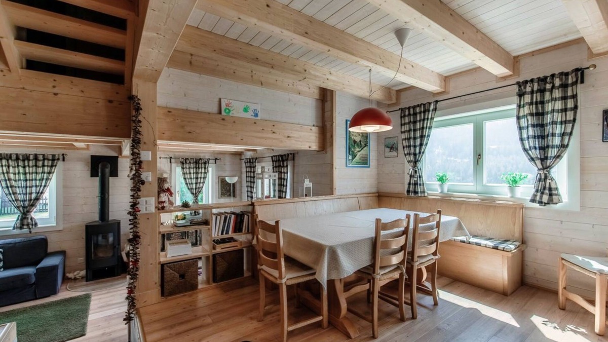 Dalpe Ski Chalet | Lovely panoramic chalet in Leventina (CHALET DALPE)