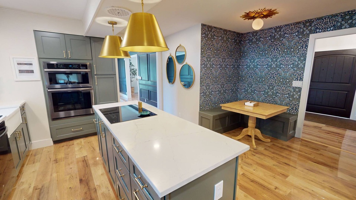 Oread House | Lovely park front home in KU/Downtown neighborhood