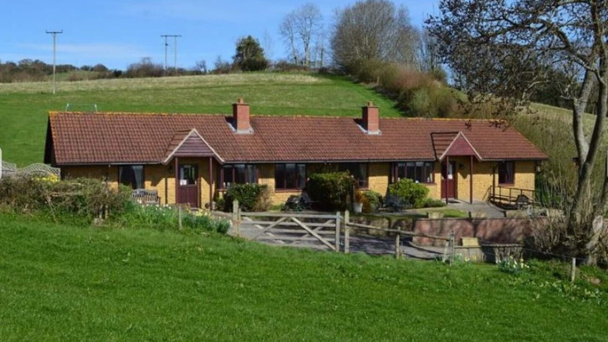 Beaminster House | Lovely peaceful rural retreat in Dorset