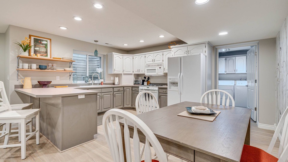North Salt Lake Apartment | Lovely Remodeled North Salt Lake Apt: 7 Mi to Dtwn