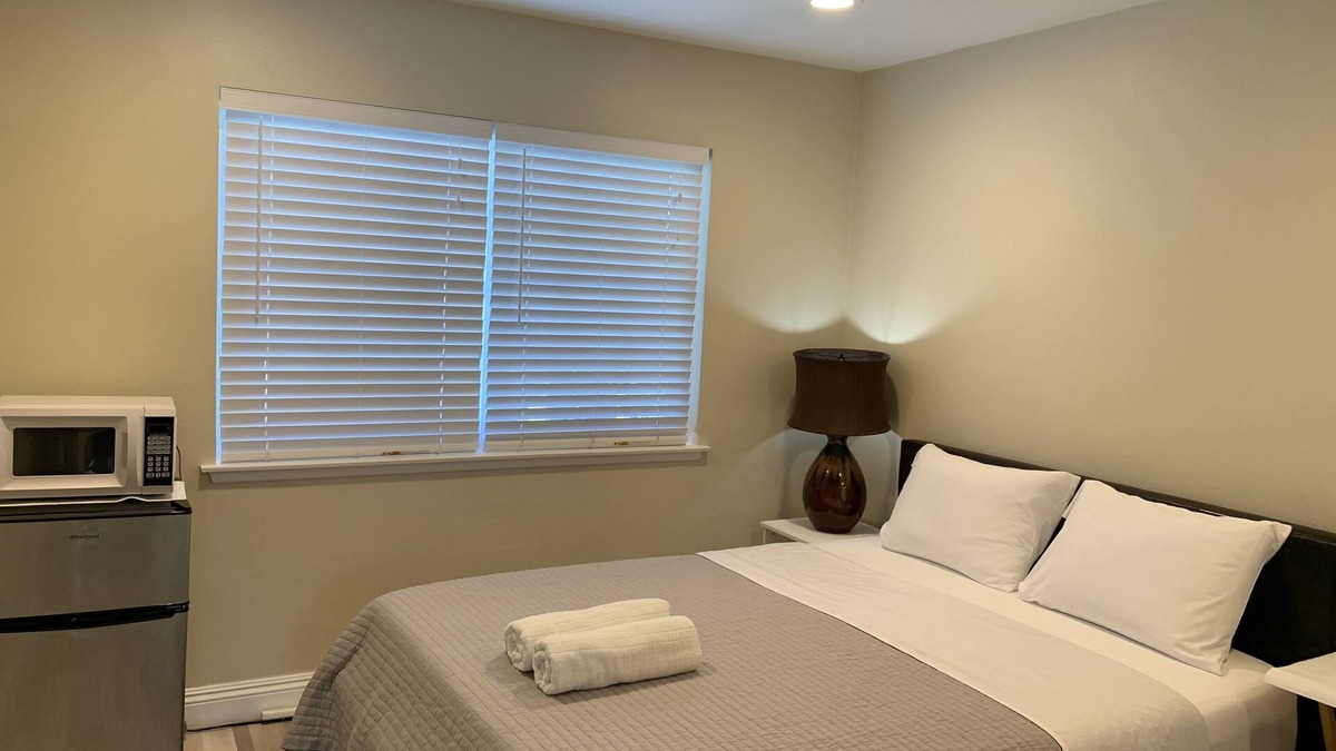 Southeast Anaheim House | ★Lovely Room★ close by Disney/Convention/Honda