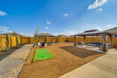 Medina Valley House | Lovely San Antonio Vacation Rental with Private Yard