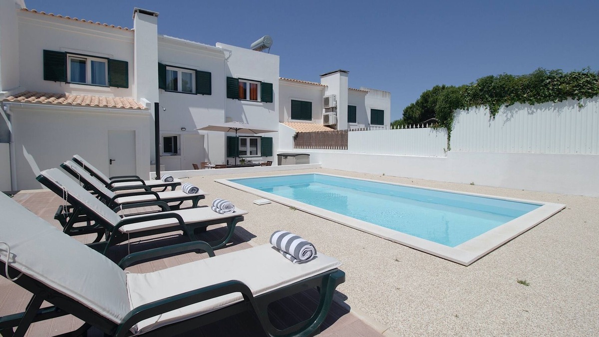 Fornos Villa | Lovely semi-detached villa located in a quiet village