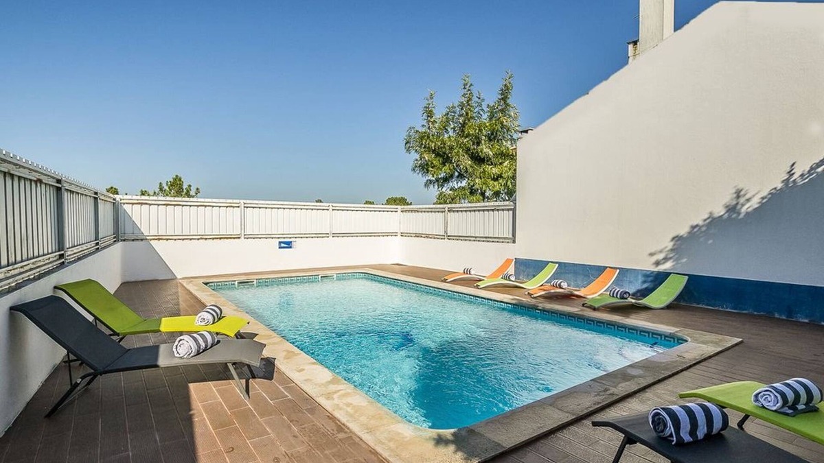 Fornos Villa | Lovely Sesimbra Villa | Villa Cassiopeia | Private Garden | Shared Pool | Near.
