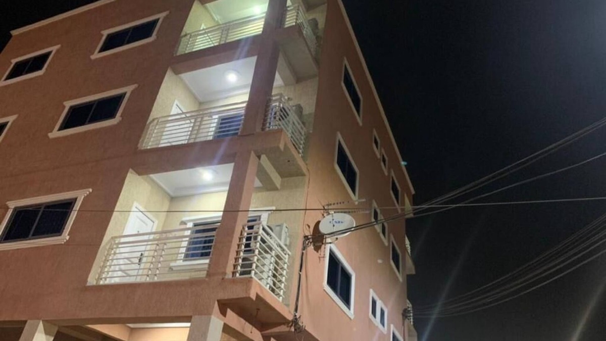 Mile 11 Apartment | Lovely spacious room in Accra
