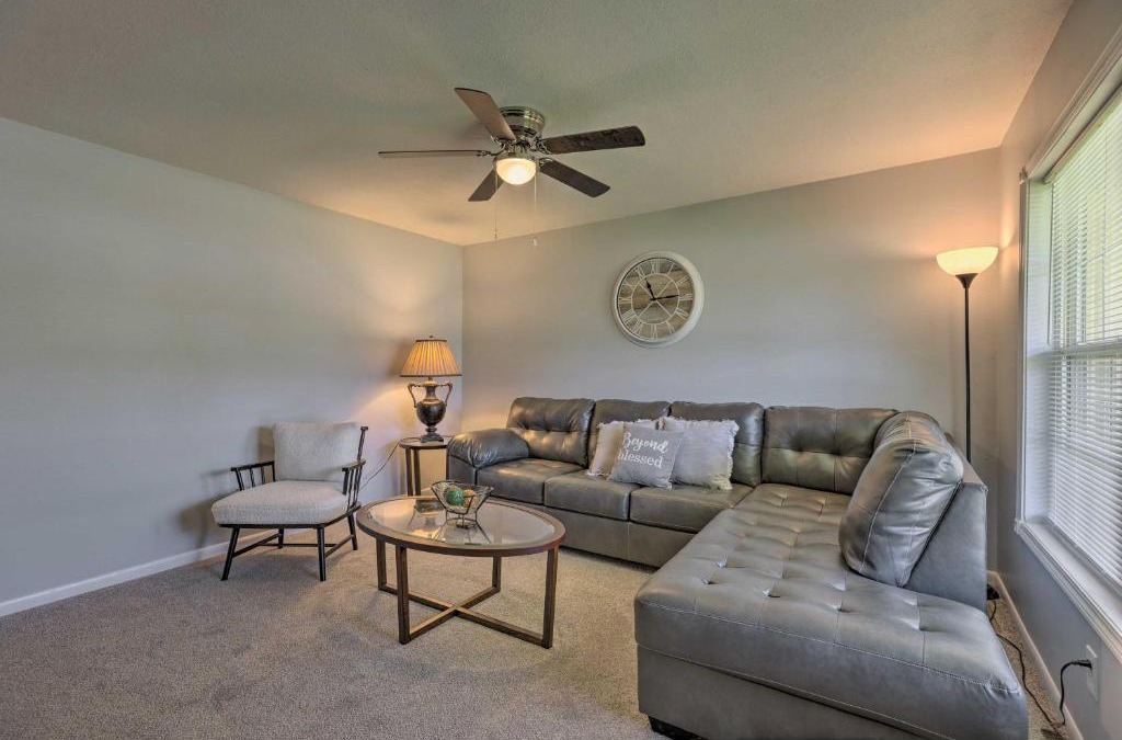 Springfield House | Lovely Springfield Home - 2 Mi to Downtown!
