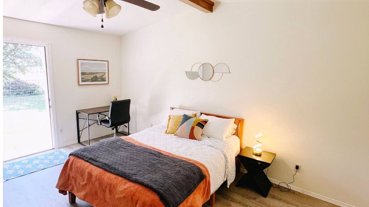 Fayetteville Apartment | Lovely studio in Fayetteville