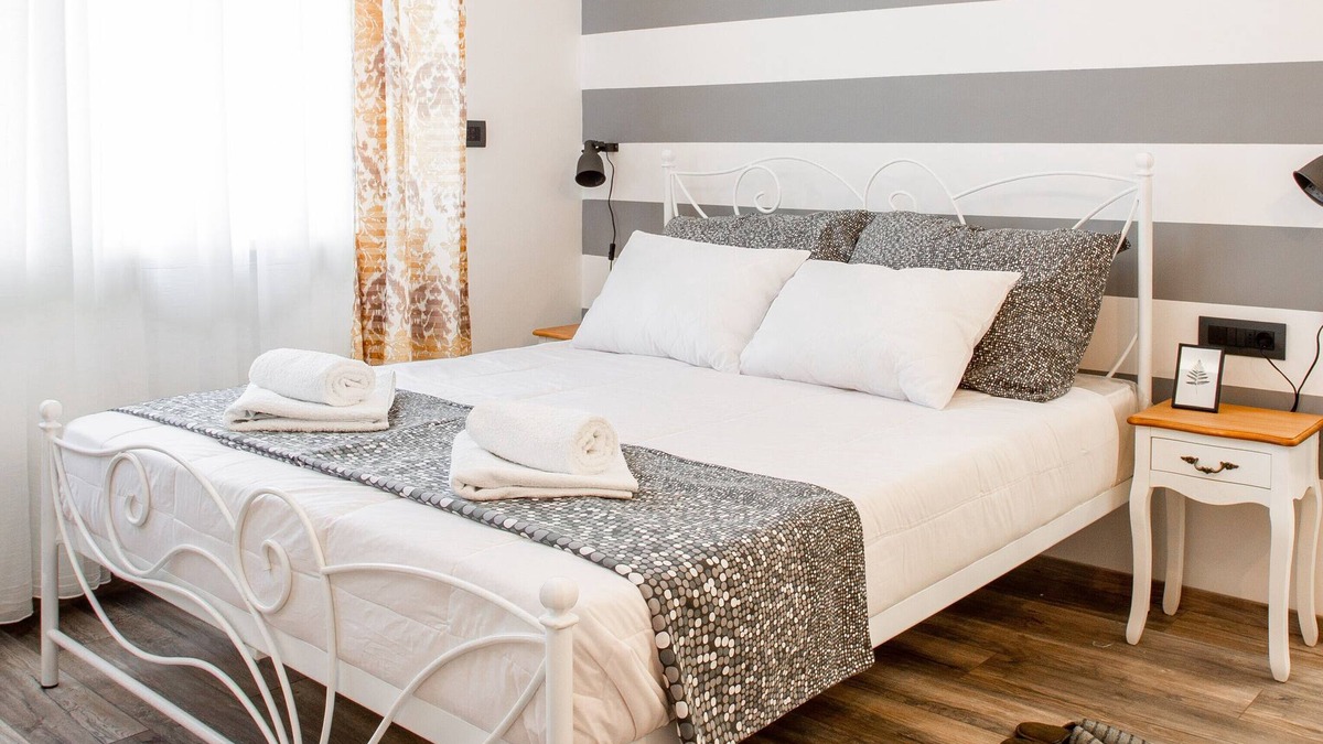 Zemun Apartment | Lovely studio in the heart of Zemun - Bohemian and Historical part of Belgrade.