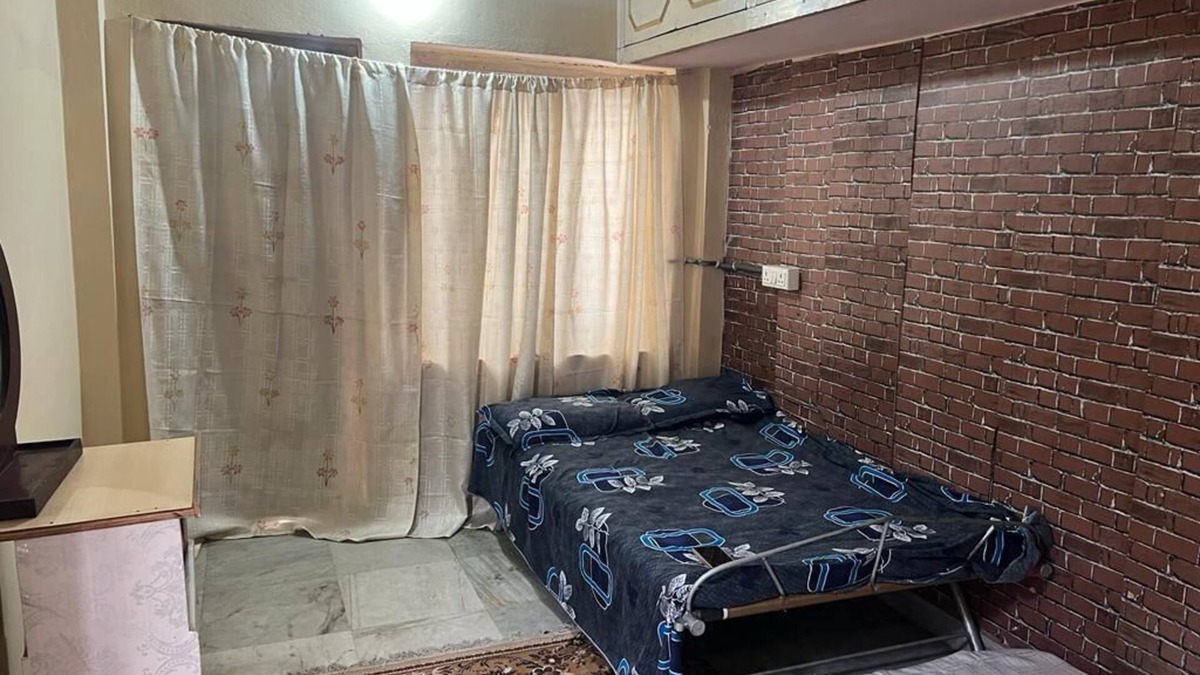 Hyderabad House | Lovely studio room in Hyderabad