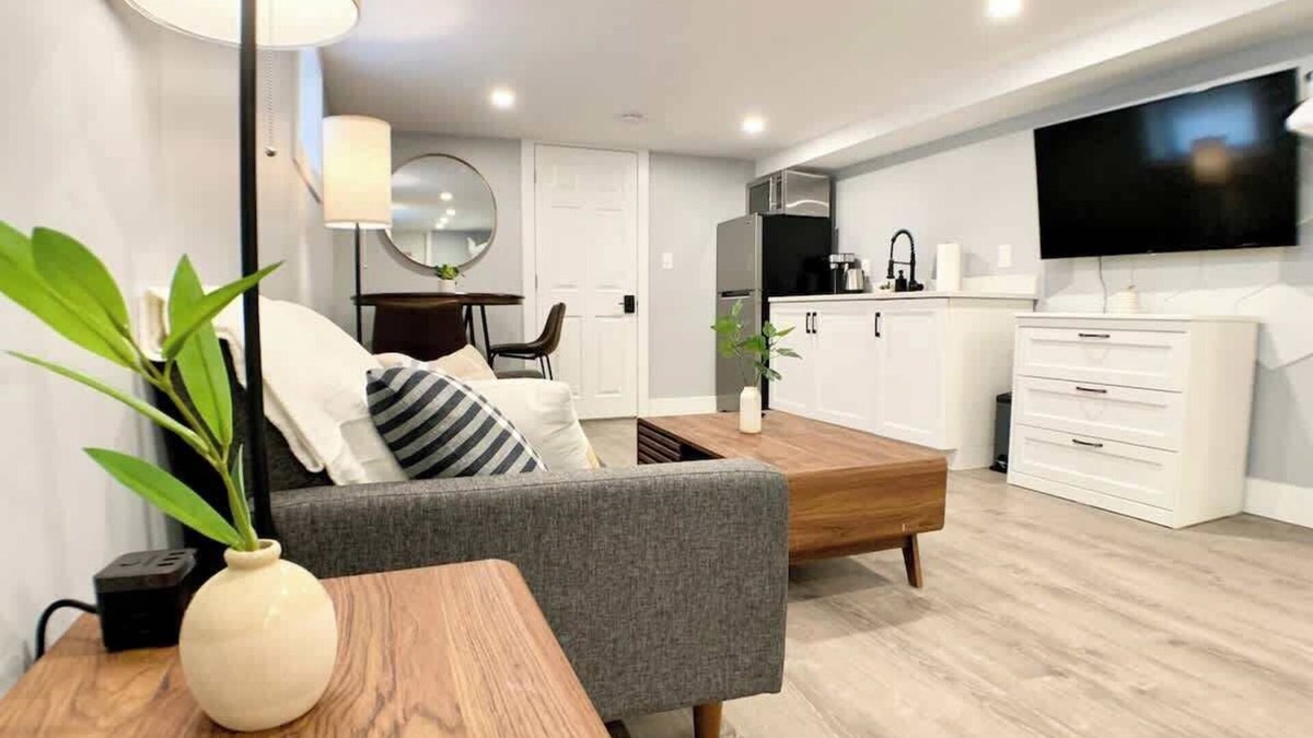 Arlington Condo | ♥ Lovely Studio - Spotless, W/D, Parking, Private