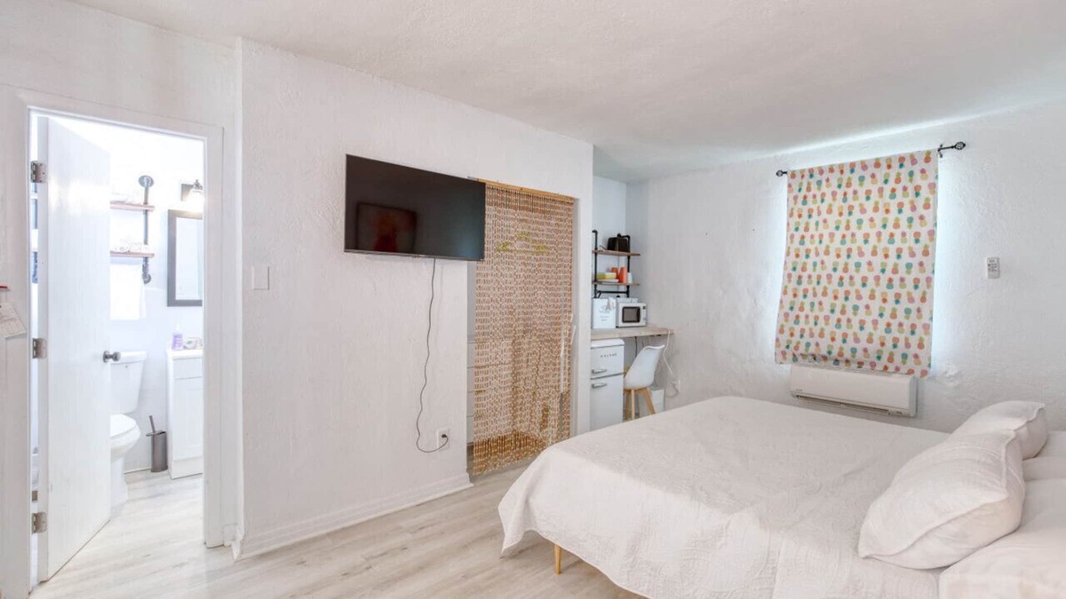 Bridgeport Heights Apartment | Lovely studio unit with free parking on premises.