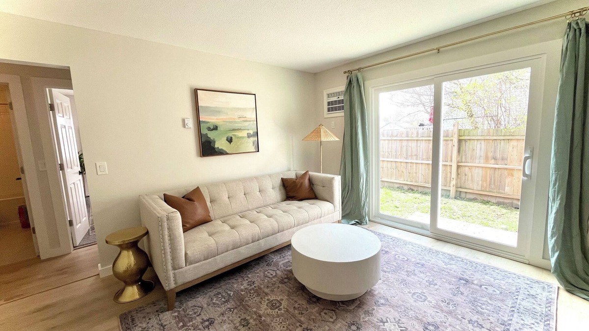 Whitehouse Apartment | Lovely Suburban Retreat Near Blue Creek and Oak Openings Metroparks