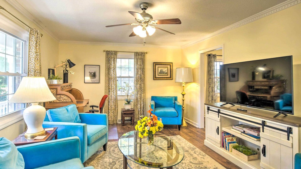 Taylors House | Lovely Taylors Home: 8 Mi to Dtwn Greenville!
