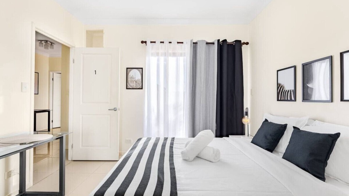 Sunnybank House | Lovely tiny home at Sunnybank CBD Street Parking